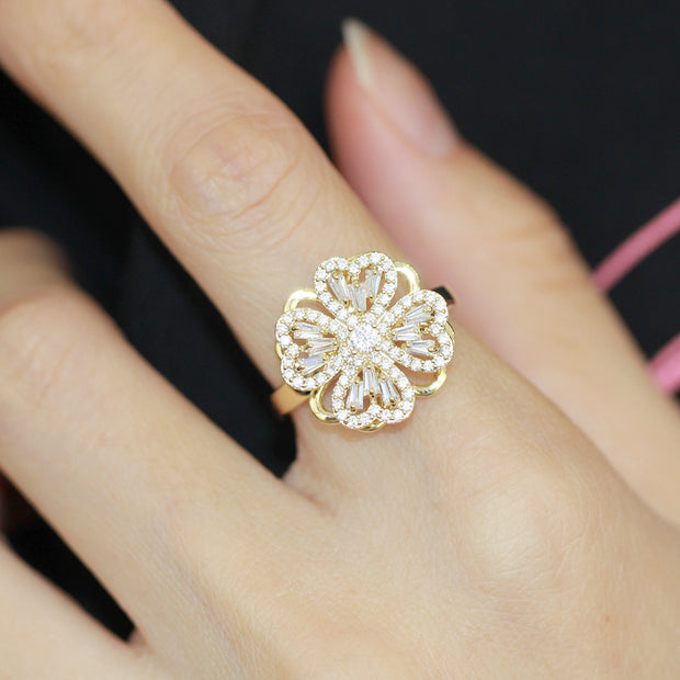 Rotating Clover Anxiety Ring