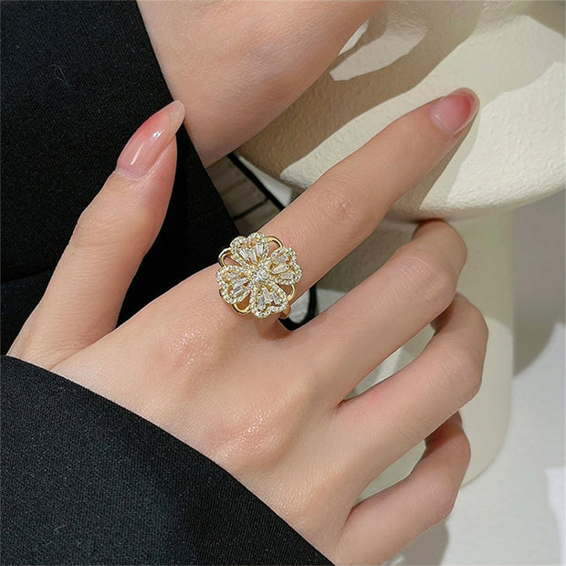 Rotating Clover Anxiety Ring