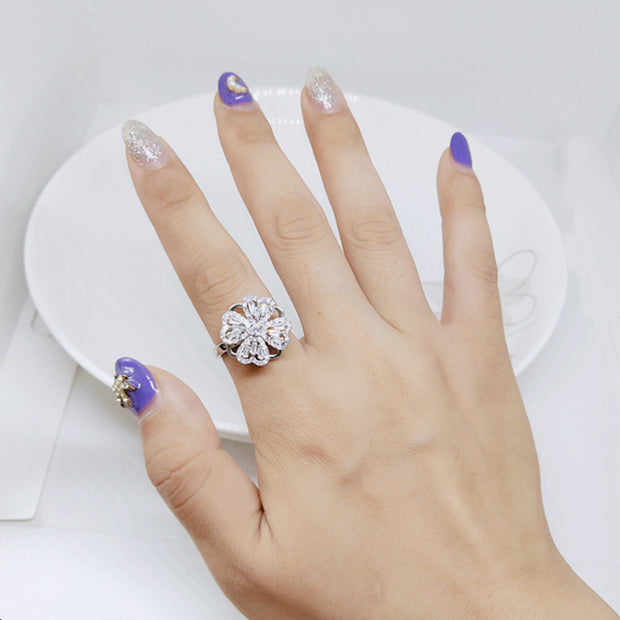 Rotating Clover Anxiety Ring